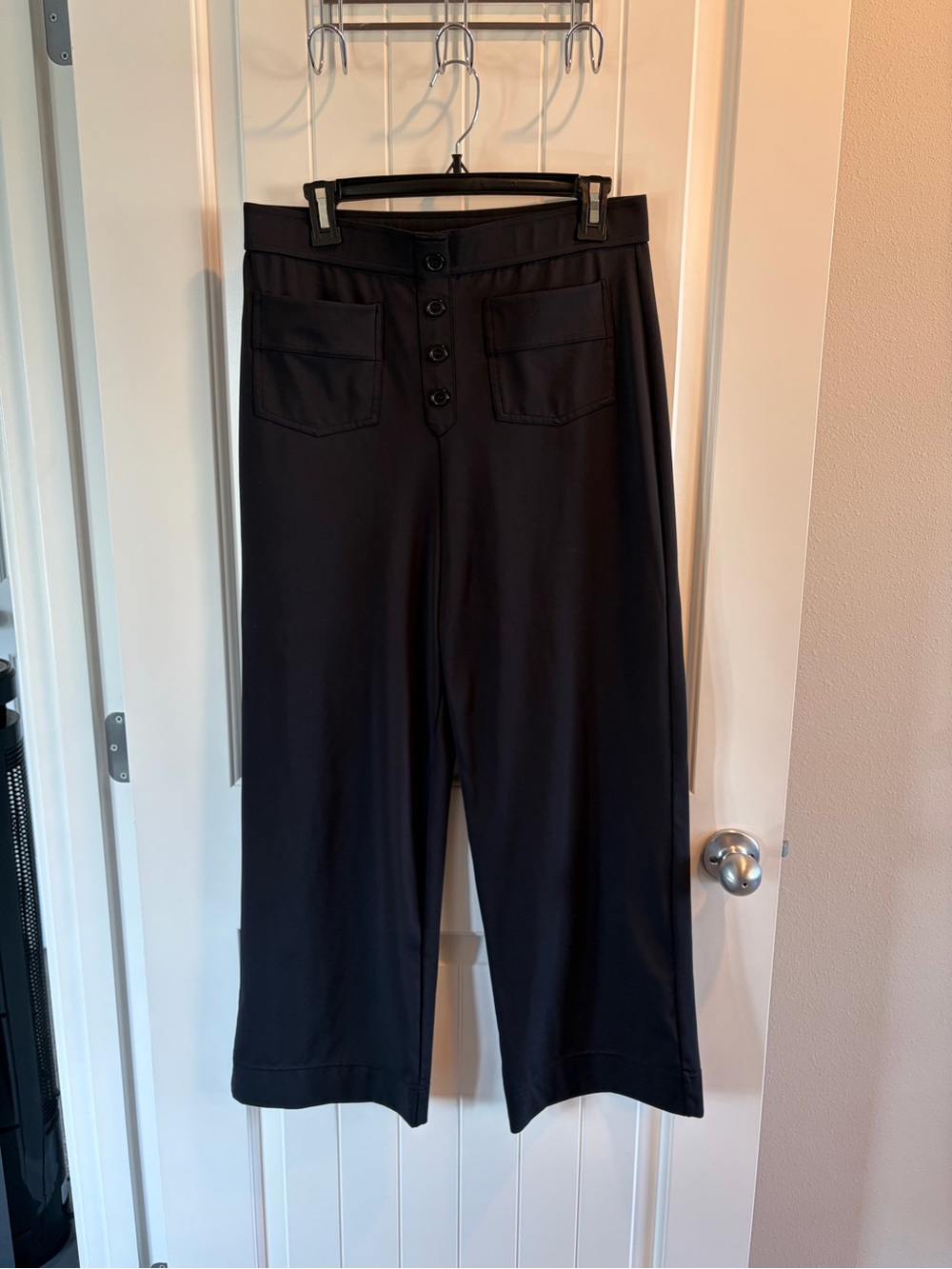 HALARA Black Wide-Leg Button Front Trousers